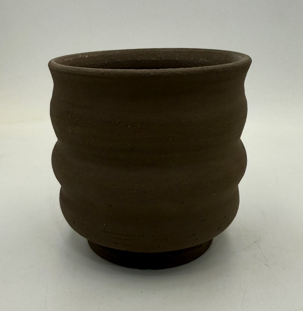 Curved Bisque Cup 002 black clay