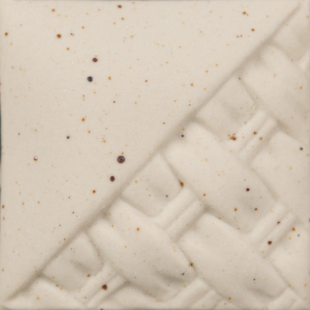 SPECKLED BUFF ENGOBE EG002
