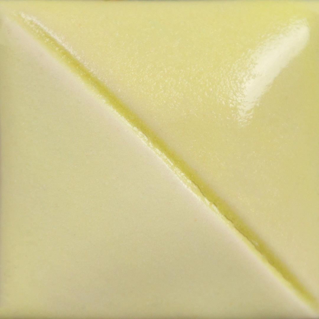 Soft Yellow UG222