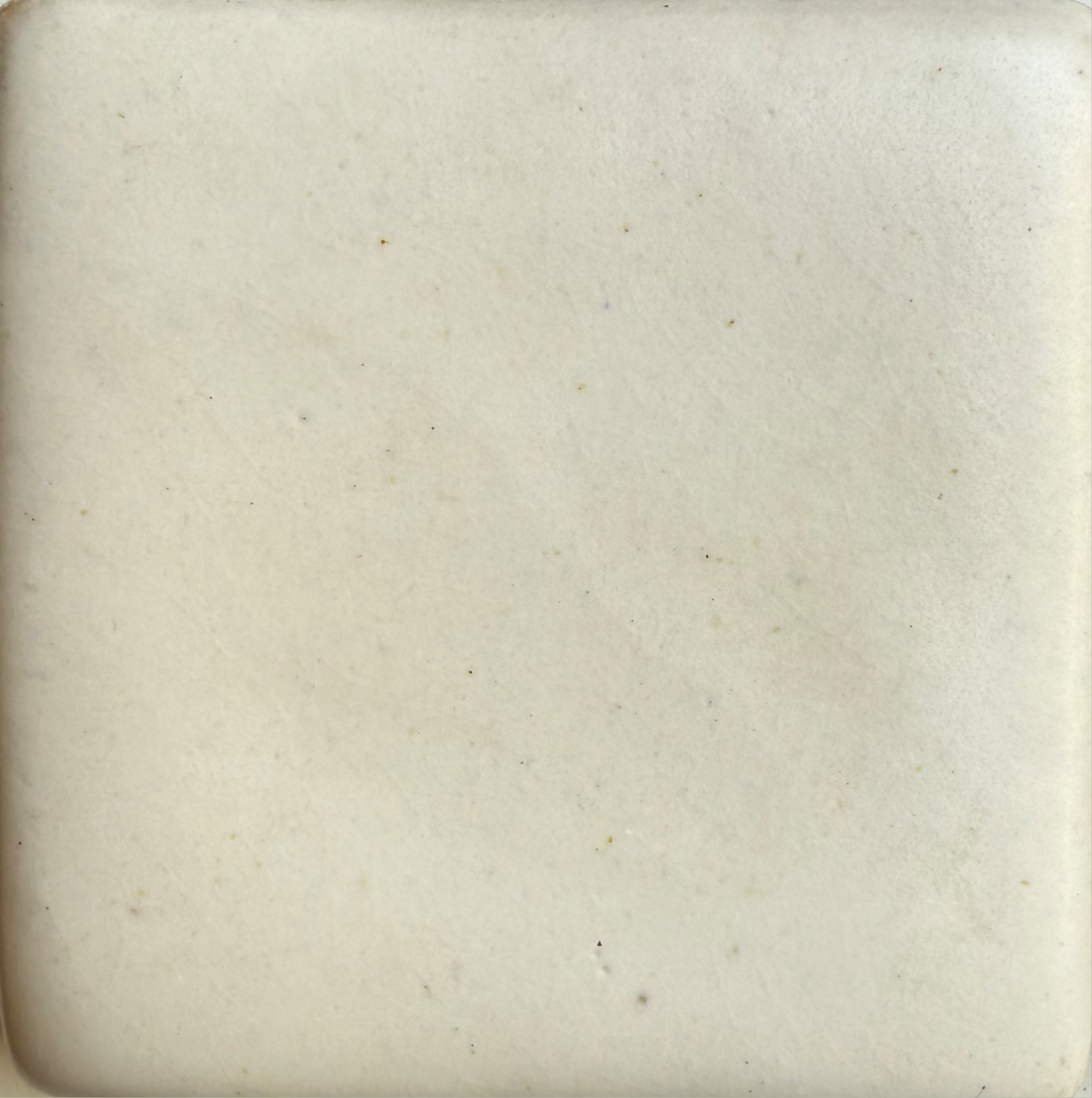 Alabaster Satin MBG074