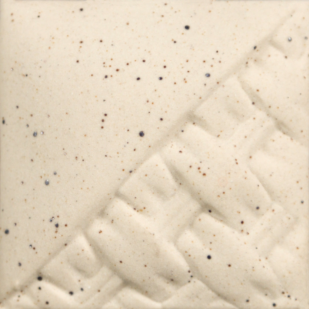 SPECKLED BUFF ENGOBE EG002